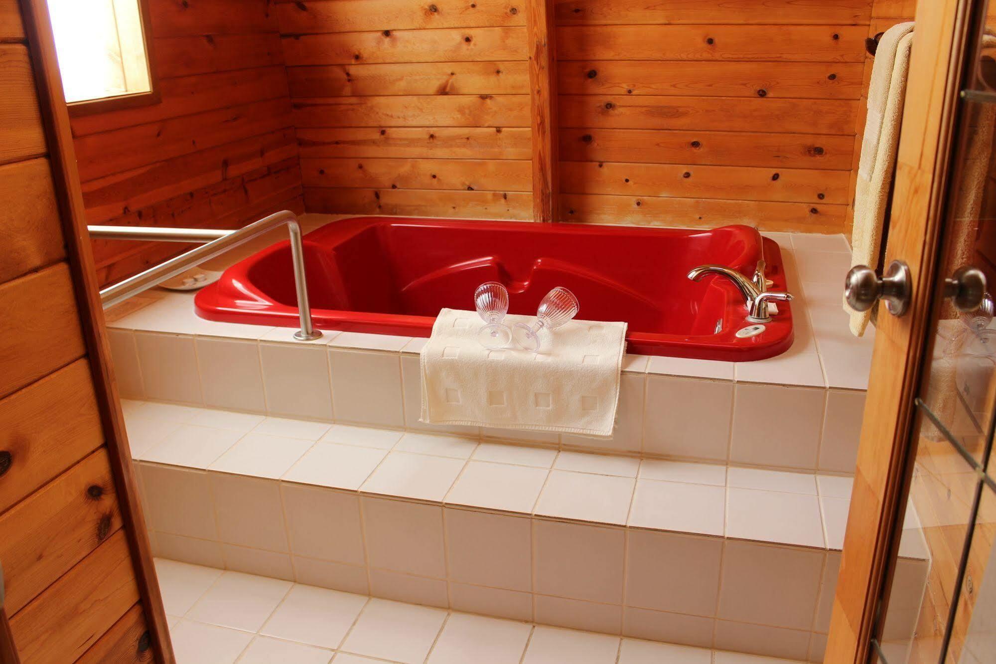 Mineral Springs Resort Fernwood Buitenkant foto